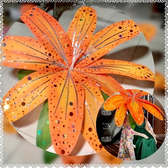 Costume Flower Headpiece Showgirls Parade’s Showstopper - Picture 1 of 5